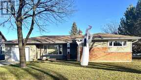 806 Armit Avenue | Fort Frances Ontario | Slide Image Forty