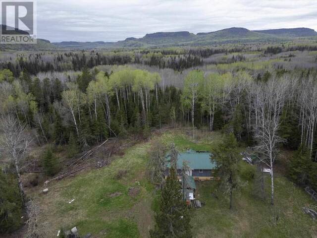 2527 Pardee RD Thunder Bay Ontario, P7L 0A2 - Property For Sale