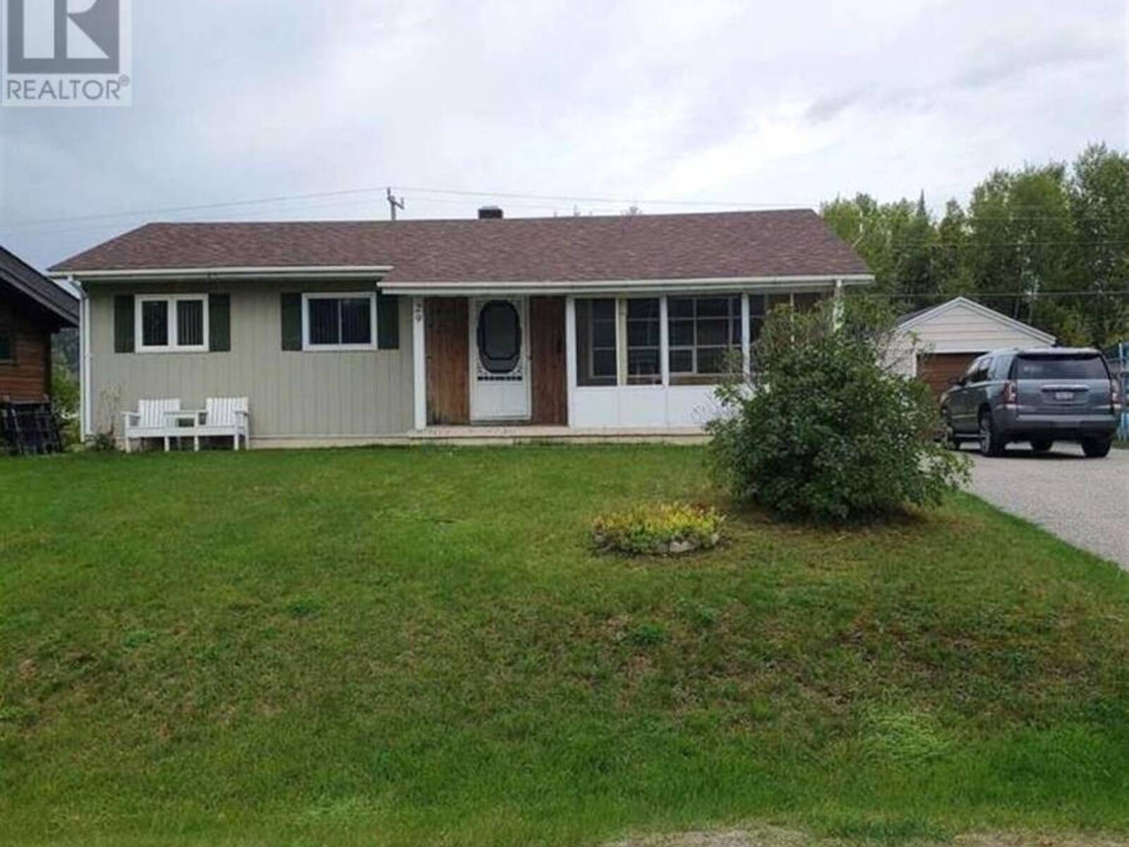 29 Lynx Ave, Manitouwadge, Ontario P0T 2C0