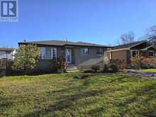 662 Mohawk CRES | Thunder Bay Ontario | Slide Image Three