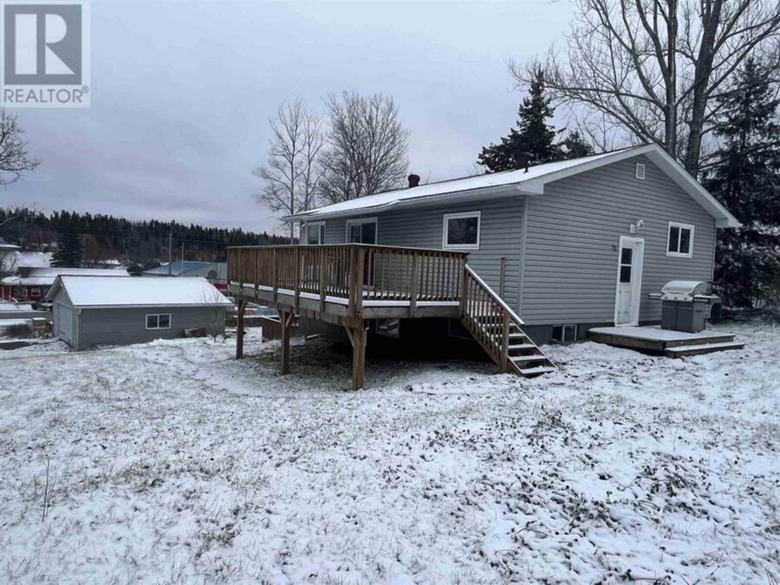 10 Kenora Road, Red Lake, Ontario P0V 2M0