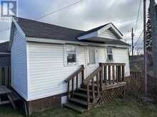 216 Atlantic AVE | Thunder Bay Ontario | Slide Image Two