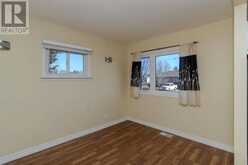 525 LESLIE AVE | Thunder Bay Ontario | Slide Image Nine