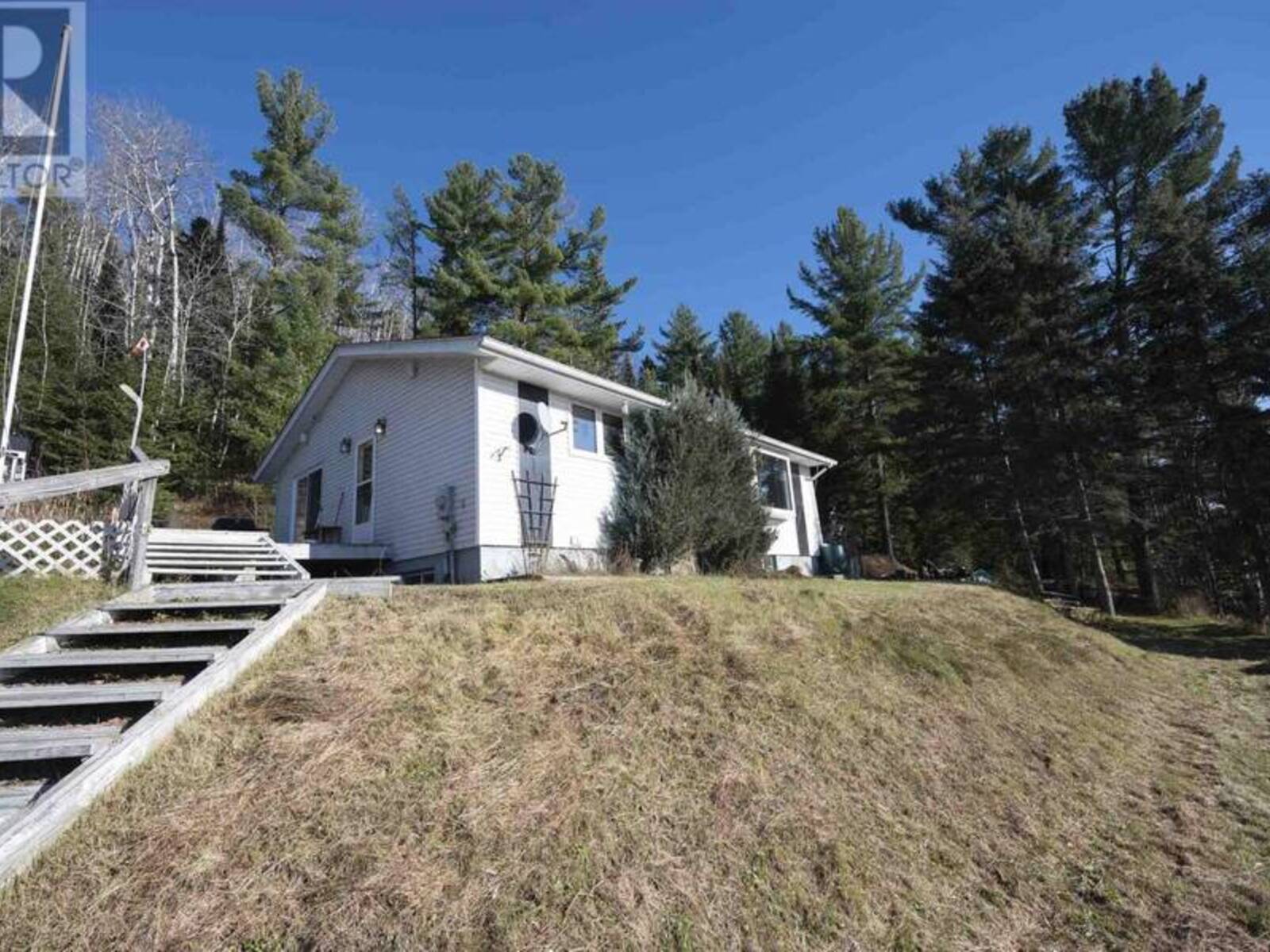 1164 Hwy 597, Neebing, Ontario P7L 0G8