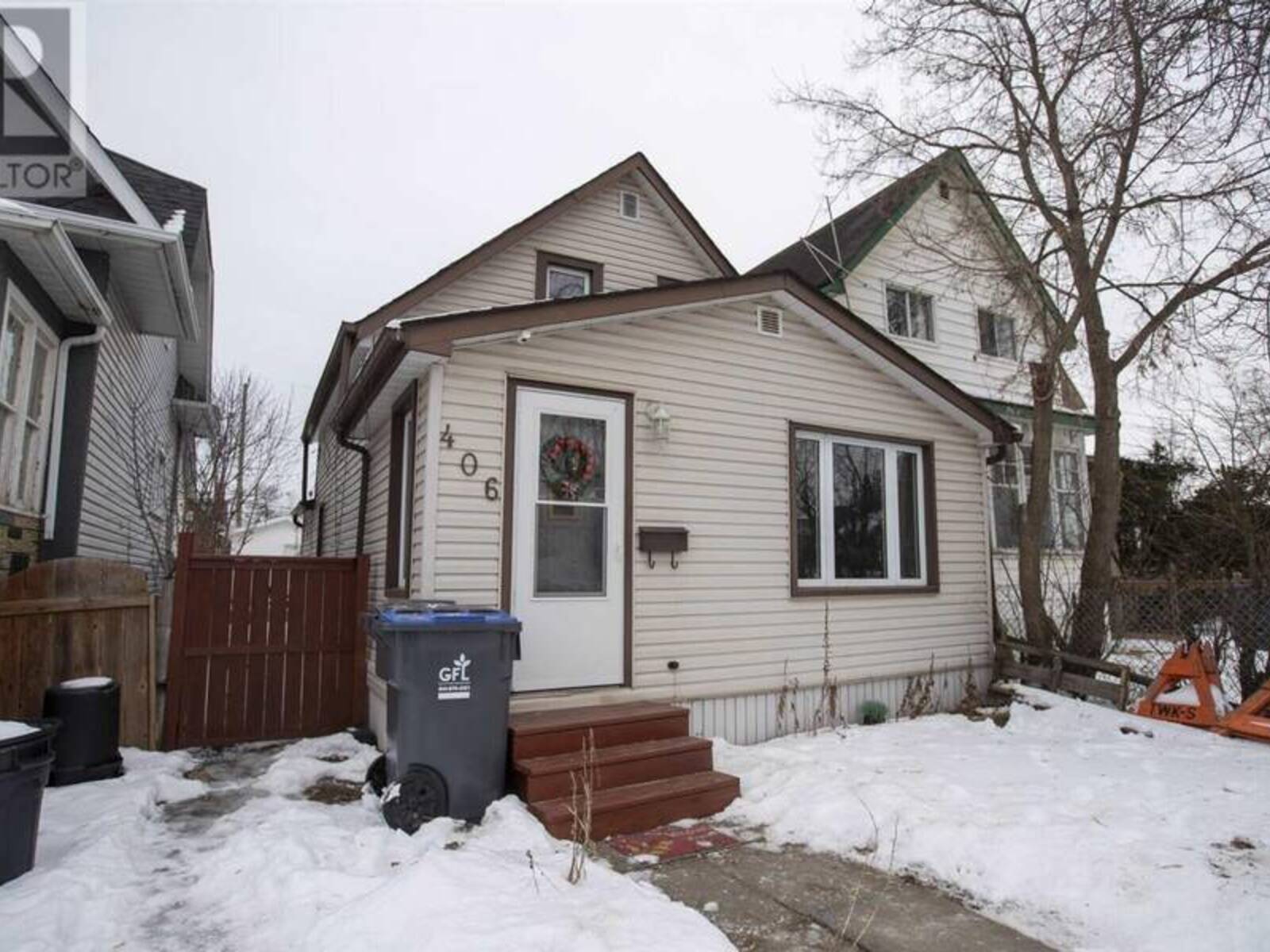 406 Syndicate AVE N, Thunder Bay, Ontario P7C 3W7