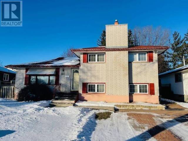 505 Dalhousie DR Thunder Bay Ontario, P7C 5P1