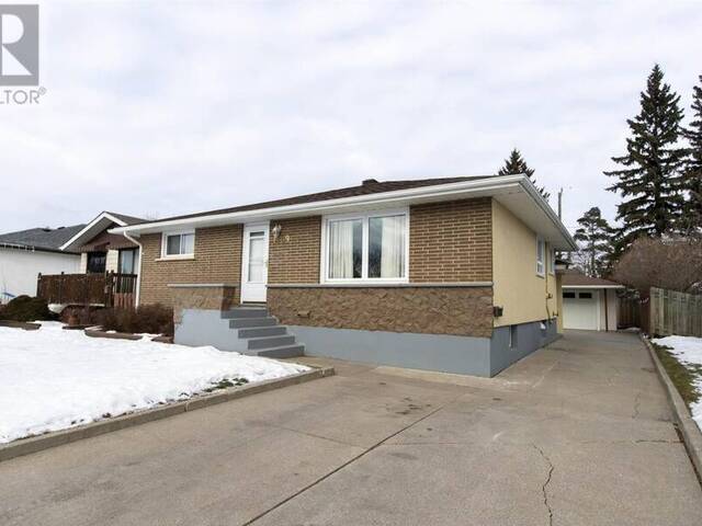 1409 Francis ST W Thunder Bay Ontario, P7E 4G5