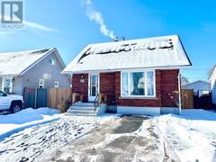 737 Syndicate AVE N Thunder Bay Ontario, P7C 3Y3