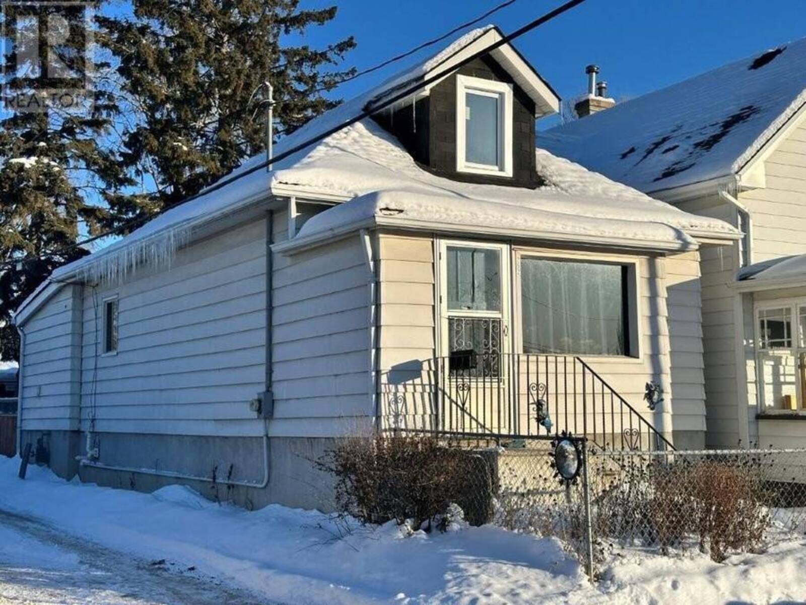 252 Balmoral Street, Thunder Bay, Ontario P7C 4J8