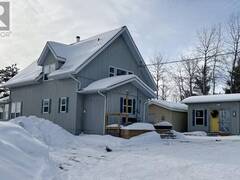 221 Nickel Lake Shores Road Fort Frances Ontario, P9A 3M3