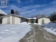 417 Parkway DR | Thunder Bay Ontario | Slide Image One