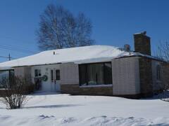 120 John ST Greenstone Ontario, P0T 2A0