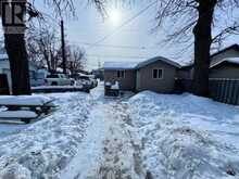 2012 Hamilton AVE | Thunder Bay Ontario | Slide Image Twenty-two