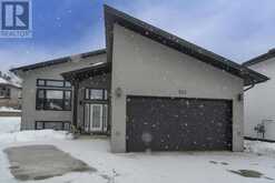 520 Tuscany Ct. | Thunder Bay Ontario | Slide Image One