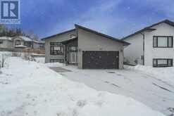 520 Tuscany Ct. | Thunder Bay Ontario | Slide Image Two