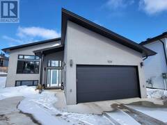 520 Tuscany Ct. Thunder Bay Ontario, P7G 2M5