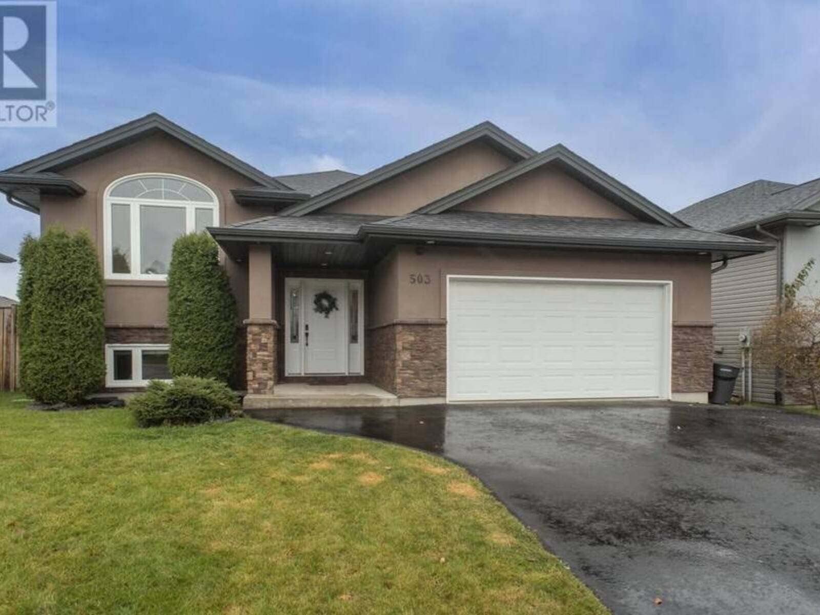 503 Longbow CRES, Thunder Bay, Ontario P7G 2M1