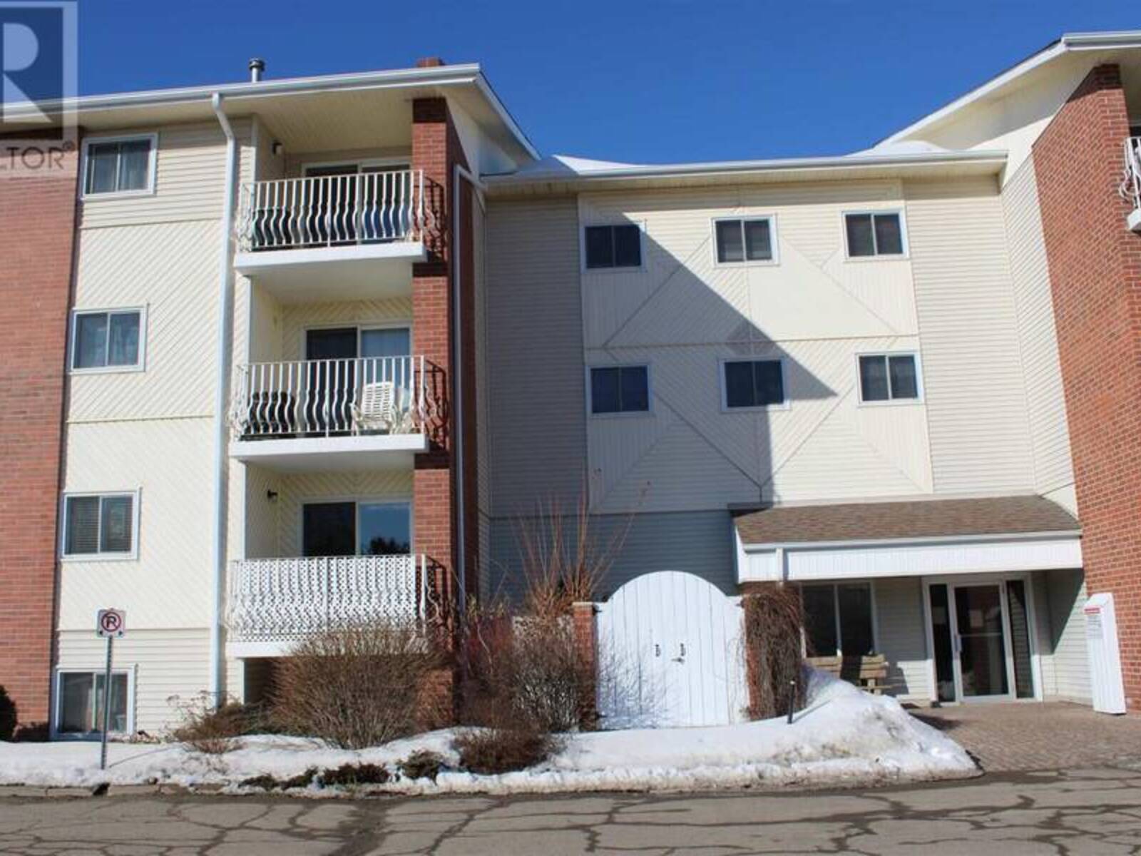 401 725 James St S|725 JAMES ST S #401, Thunder Bay, Ontario P7E 6N3