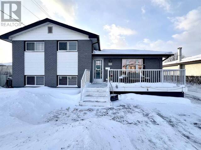 217 Mountdale AVE Thunder Bay Ontario, P7E 2Z7 - 3 Bedrooms Home For Sale