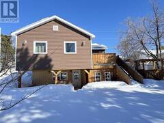 8 Pugsley ST Kenora Ontario, P0V 1C0