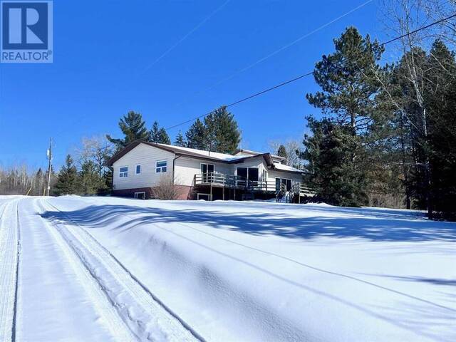 362 Longbow Lake Road Kenora Ontario, P0X 1H0 - 6 Bedrooms Home For Sale