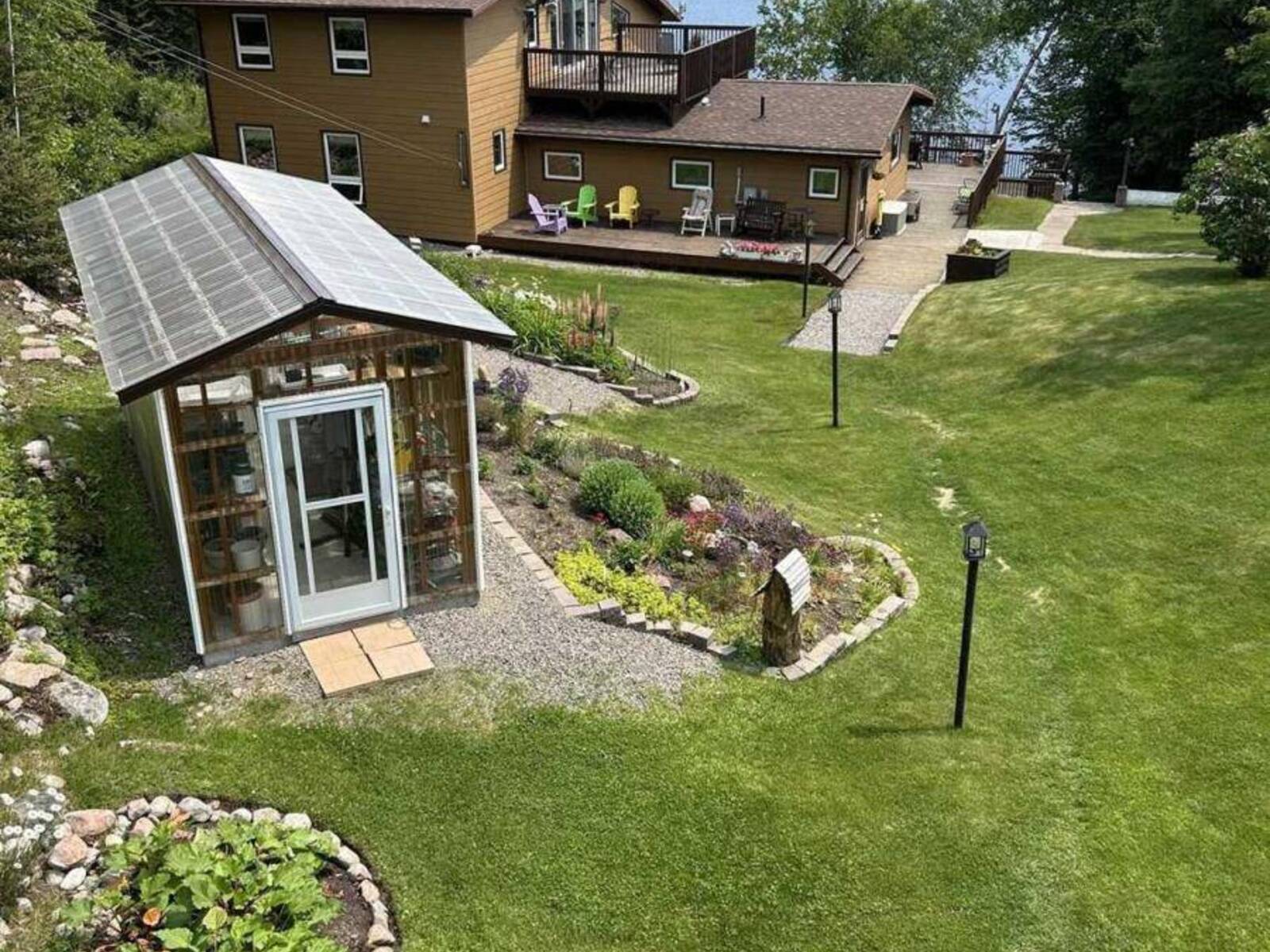 40 HUNTER RD, Schreiber, Ontario P0T 2S0