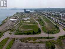 #5 - 0 MARINA PARK DRIVE | Thunder Bay Ontario | Slide Image Twenty-one