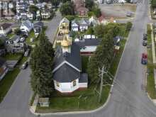 716 Pacific AVE | Thunder Bay Ontario | Slide Image Thirty-eight