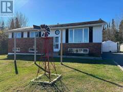 4 EAST GROVE CRESCENT Terrace Bay Ontario, P0T 2W0