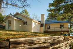 21 TINKER'S ROAD | Sioux Narrows-Nestor Falls Ontario | Slide Image Three