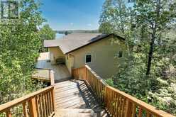 220D Phantom DR | Kenora Ontario | Slide Image Thirty-four