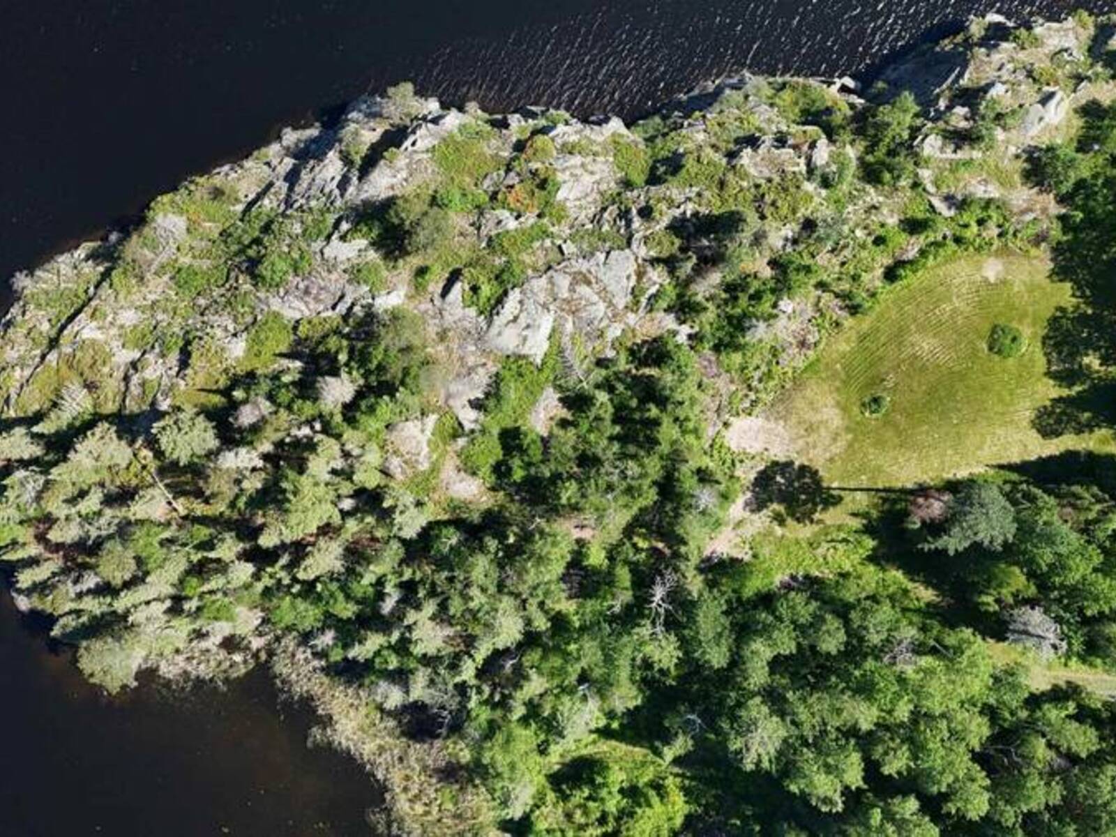 1319 LAURENSON LAKE, Kenora, Ontario P9N 4G9