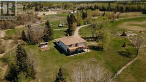 996 REDDITT ROAD | Kenora Ontario | Slide Image Three