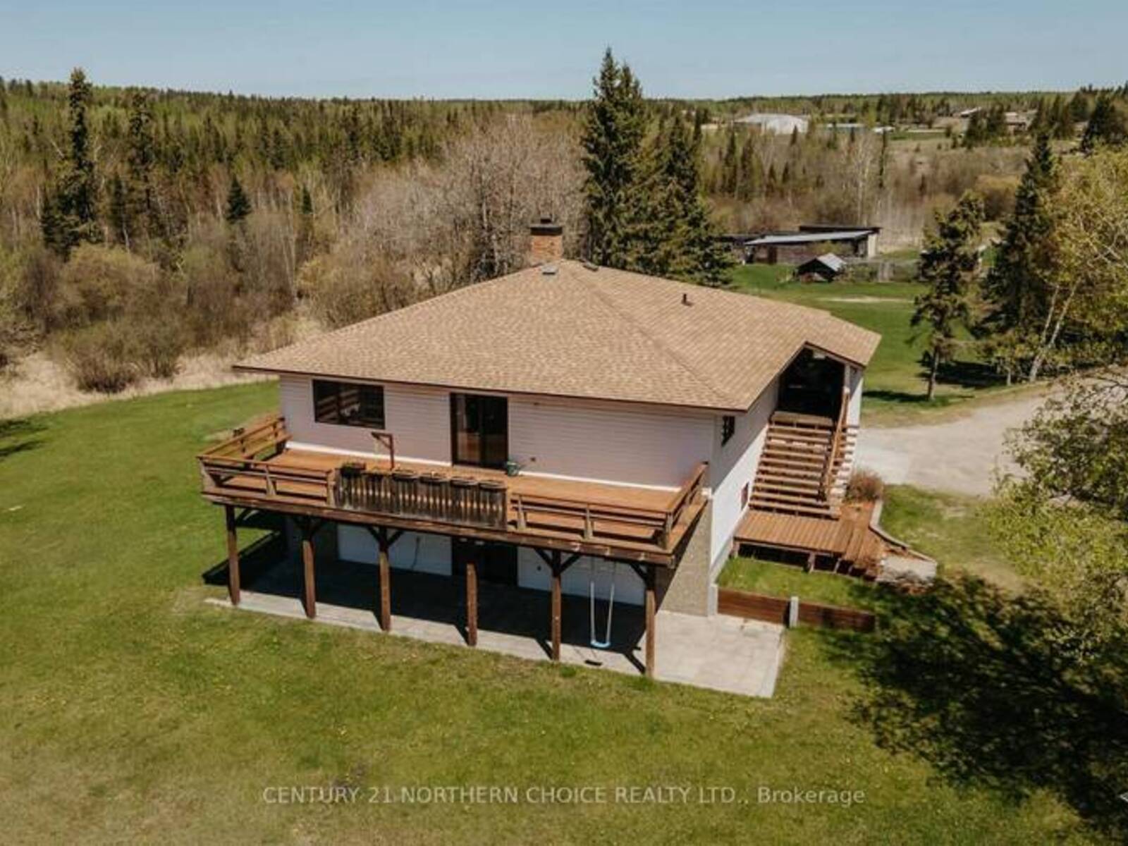 996 REDDITT ROAD, Kenora, Ontario P9N 0E3