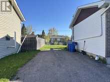 31 Brooks ST | Manitouwadge Ontario | Slide Image Thirty