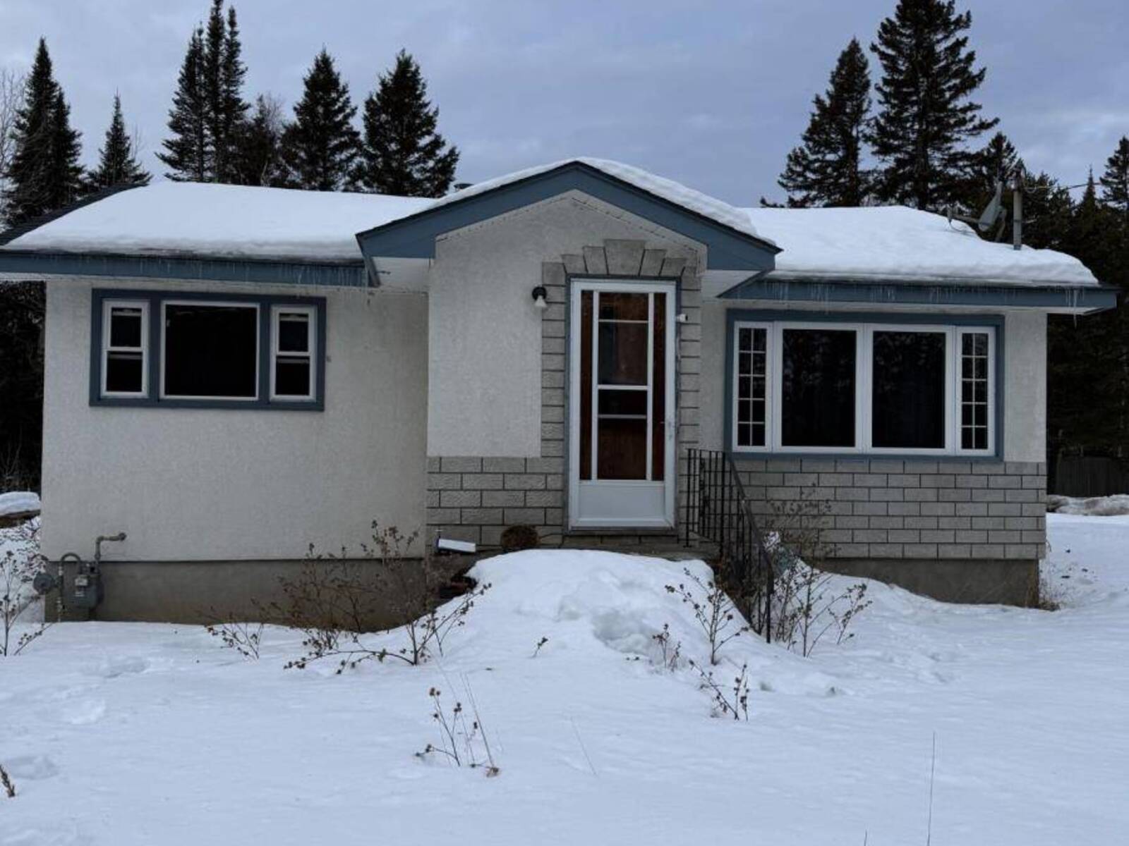 6407 Mapleward RD, Thunder Bay, Ontario P7G 2K1