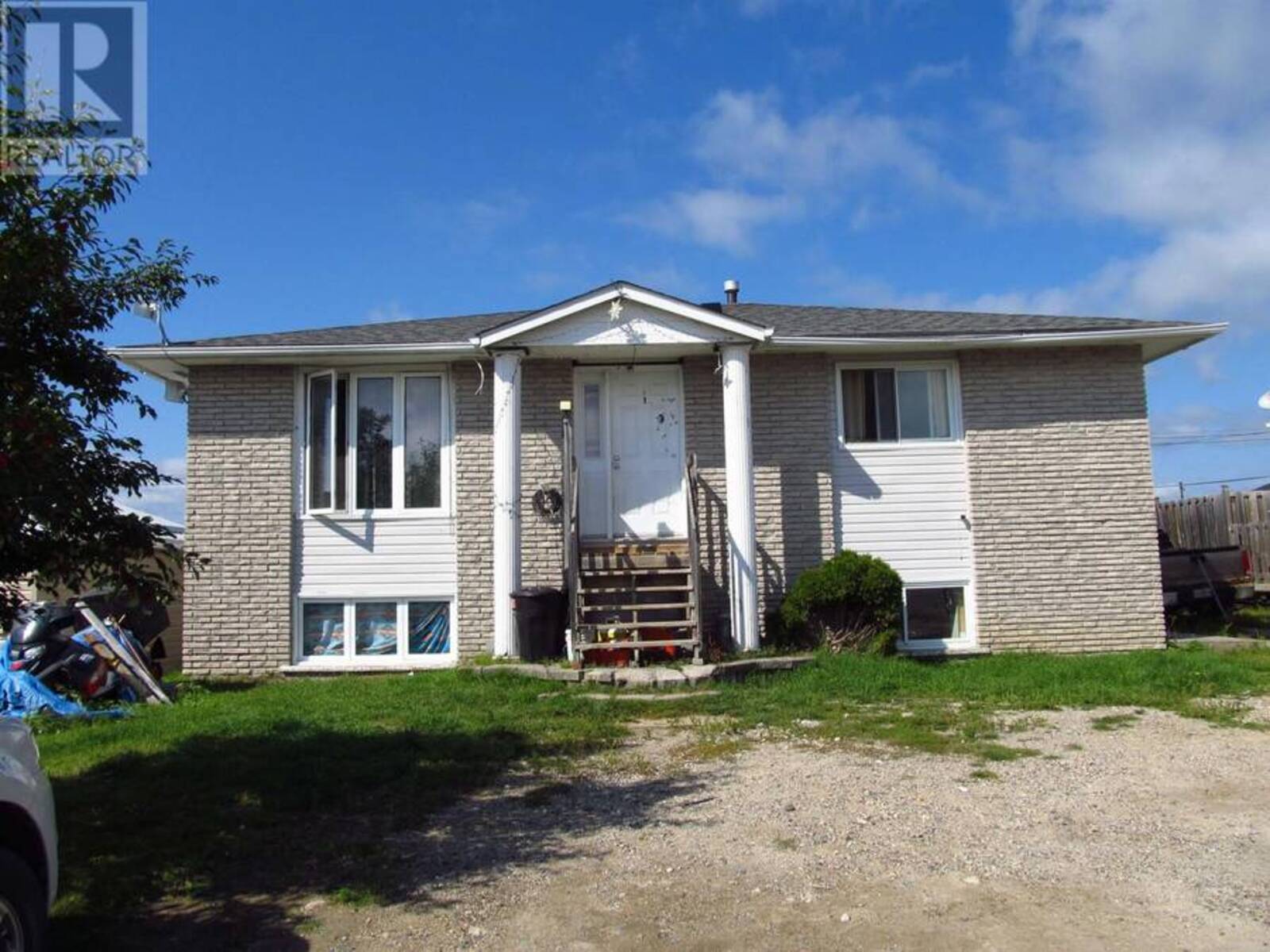 110 Woodcrest, Greenstone, Ontario P0T 2A0