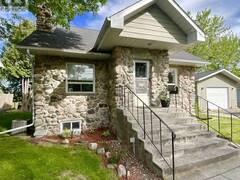 1115 River Road West Fort Frances Ontario, P9A 2V3
