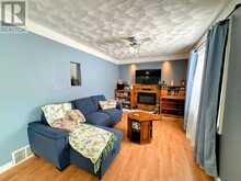 18 Swallow DR | Manitouwadge Ontario | Slide Image Ten