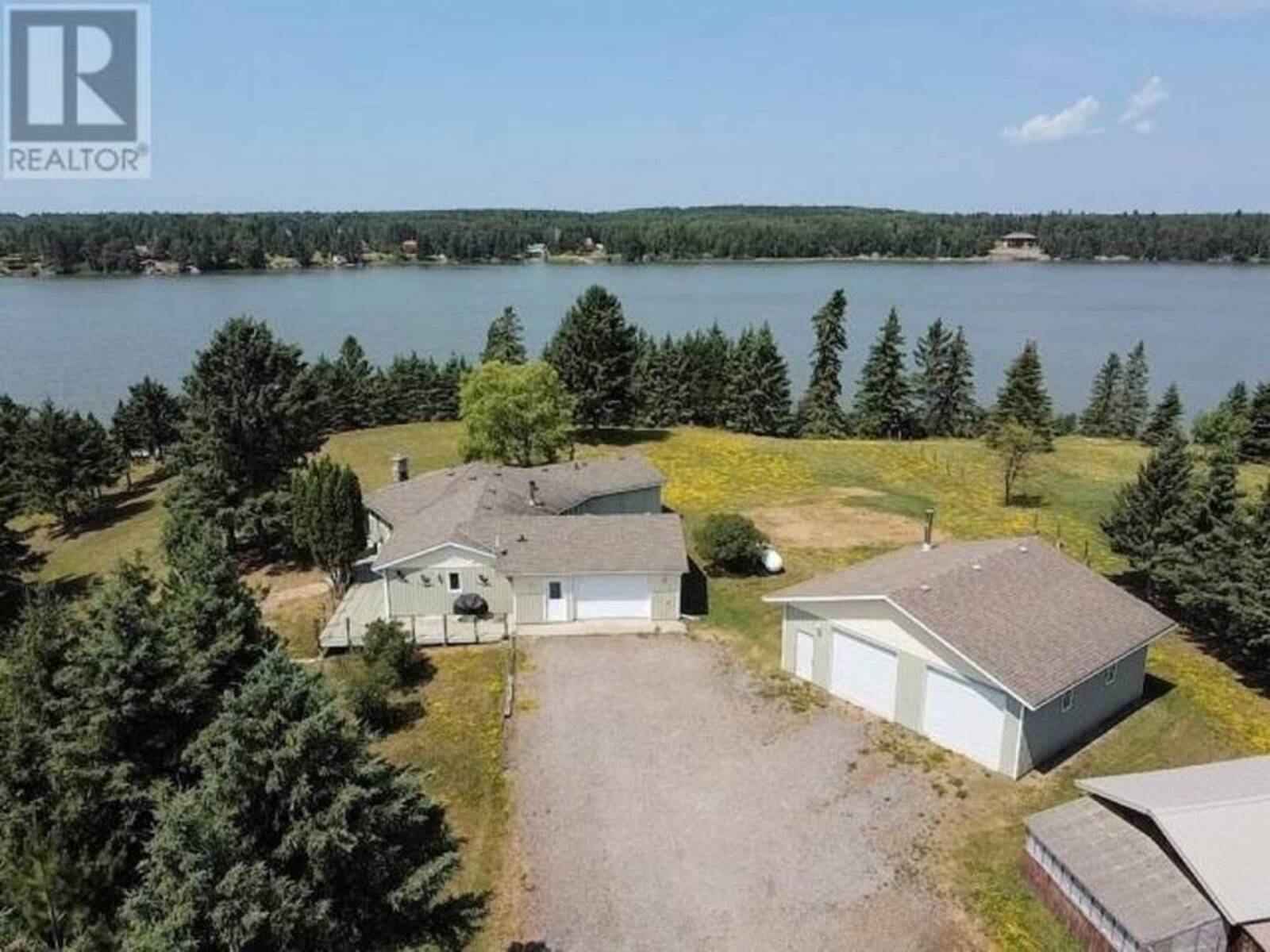 293 Ross Lapointe RD, Oxdrift, Ontario P8N 2Y5