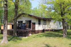 51 GRANT DR | Rainy River Ontario | Slide Image One