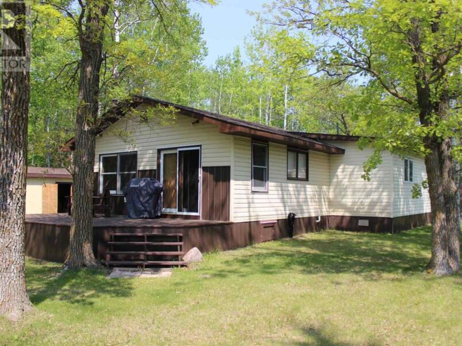51 GRANT DR, Rainy River, Ontario P0W 1L0
