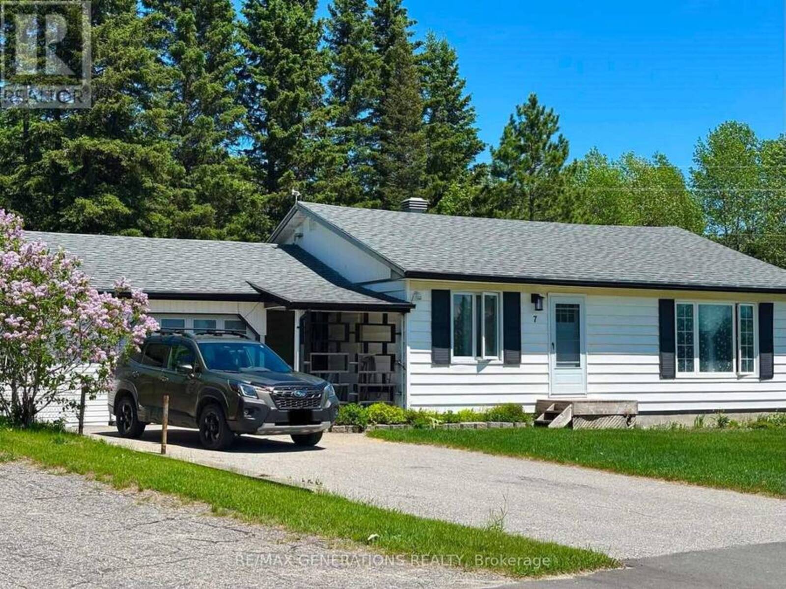 7 SWALLOW DRIVE, Manitouwadge, Ontario P0T 2C0