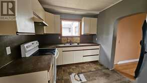 345 RAY BOULEVARD | Thunder Bay Ontario | Slide Image Seven