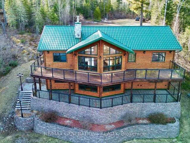 477 HIGHWAY 586 Thunder Bay Ontario, P7E 1C8 - 4 Bedrooms Waterfront Home For sale
