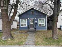 1026 Third ST E Fort Frances Ontario, P9A 1S4