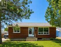 45 DINGWALL PARKWAY | Dryden Ontario | Slide Image One