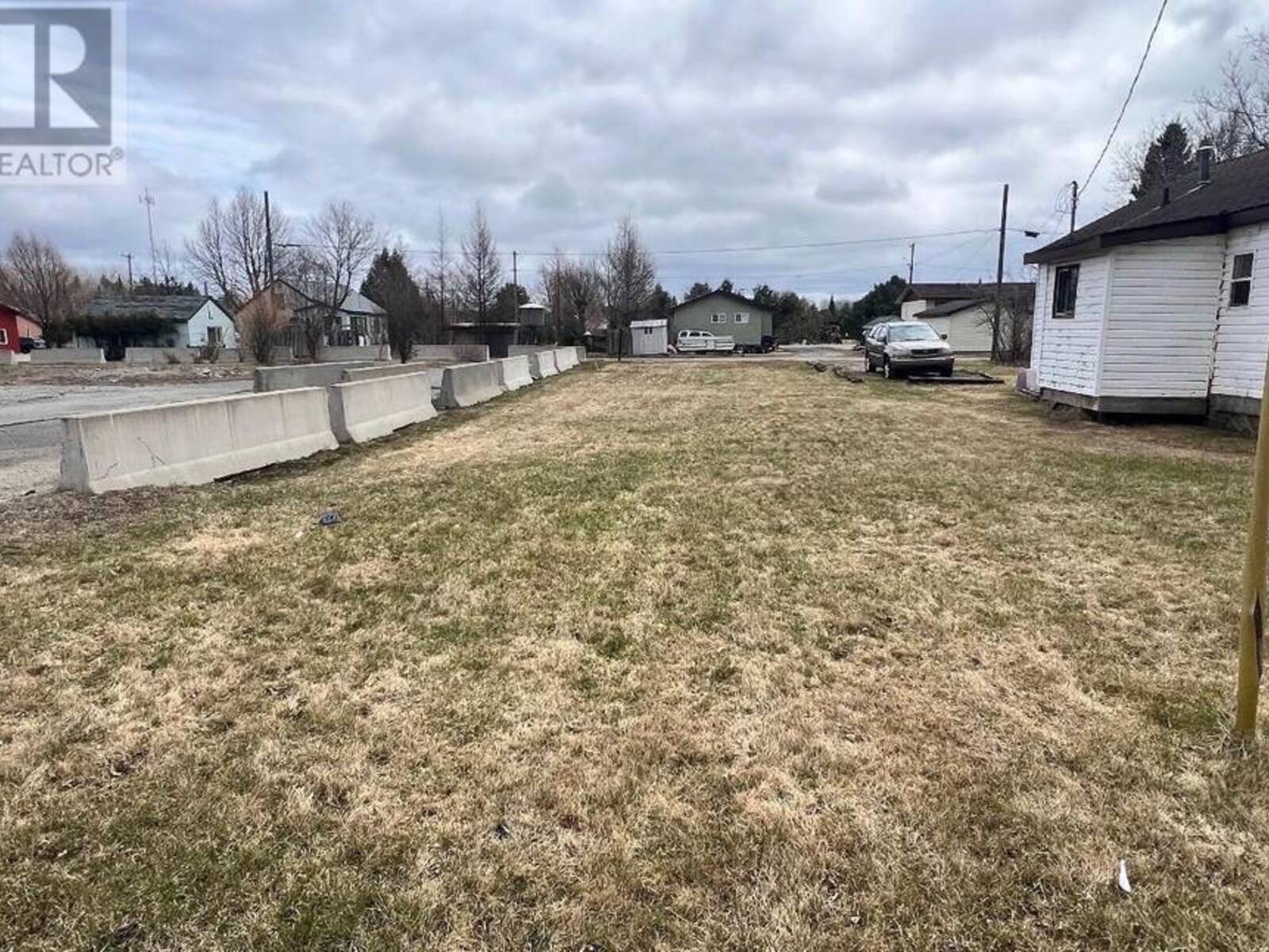 133 Burns ST, Atikokan, Ontario P0T 1C0