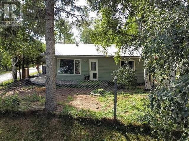 33 Victoria ST N Kenora Ontario, P0V 2W0 - 2 Bedrooms Home For Sale