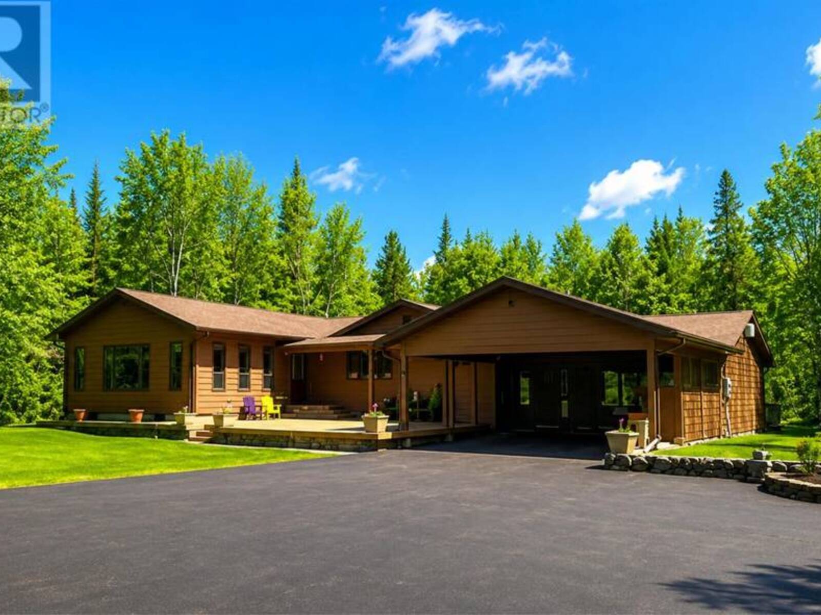1558 HWY 71, Dawson, Ontario P0W 1K0